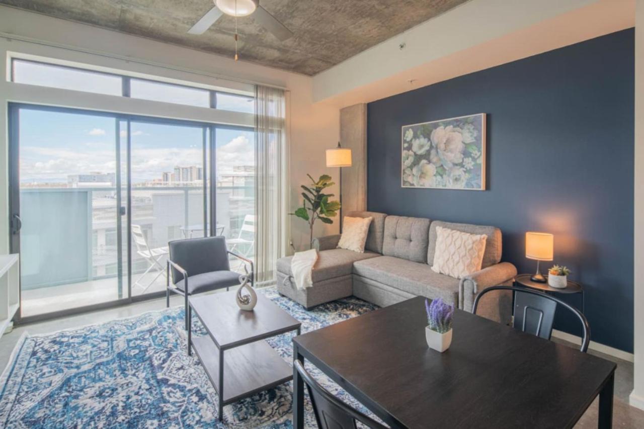 Lejlighed Unique 1bd -central Downtown - Gym, Pool, Parking *