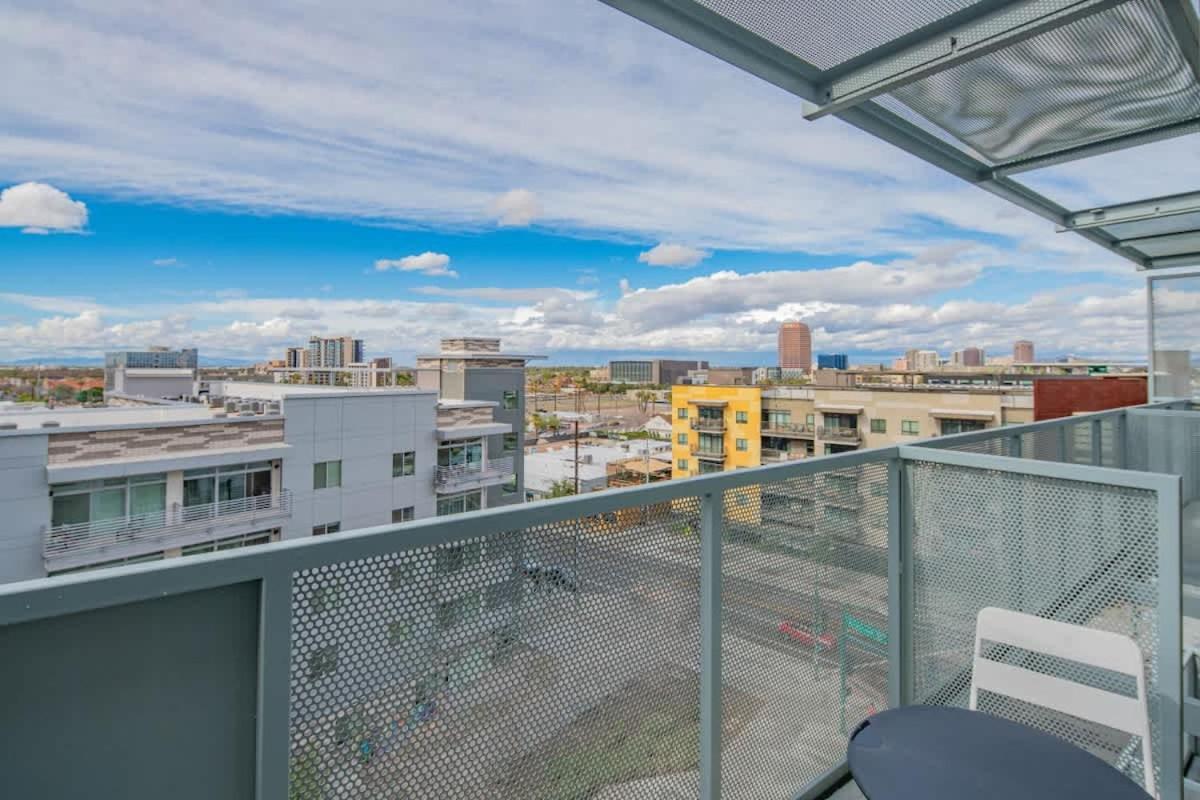 Apartment Unique 1bd -central Downtown - Gym, Pool, Parking *