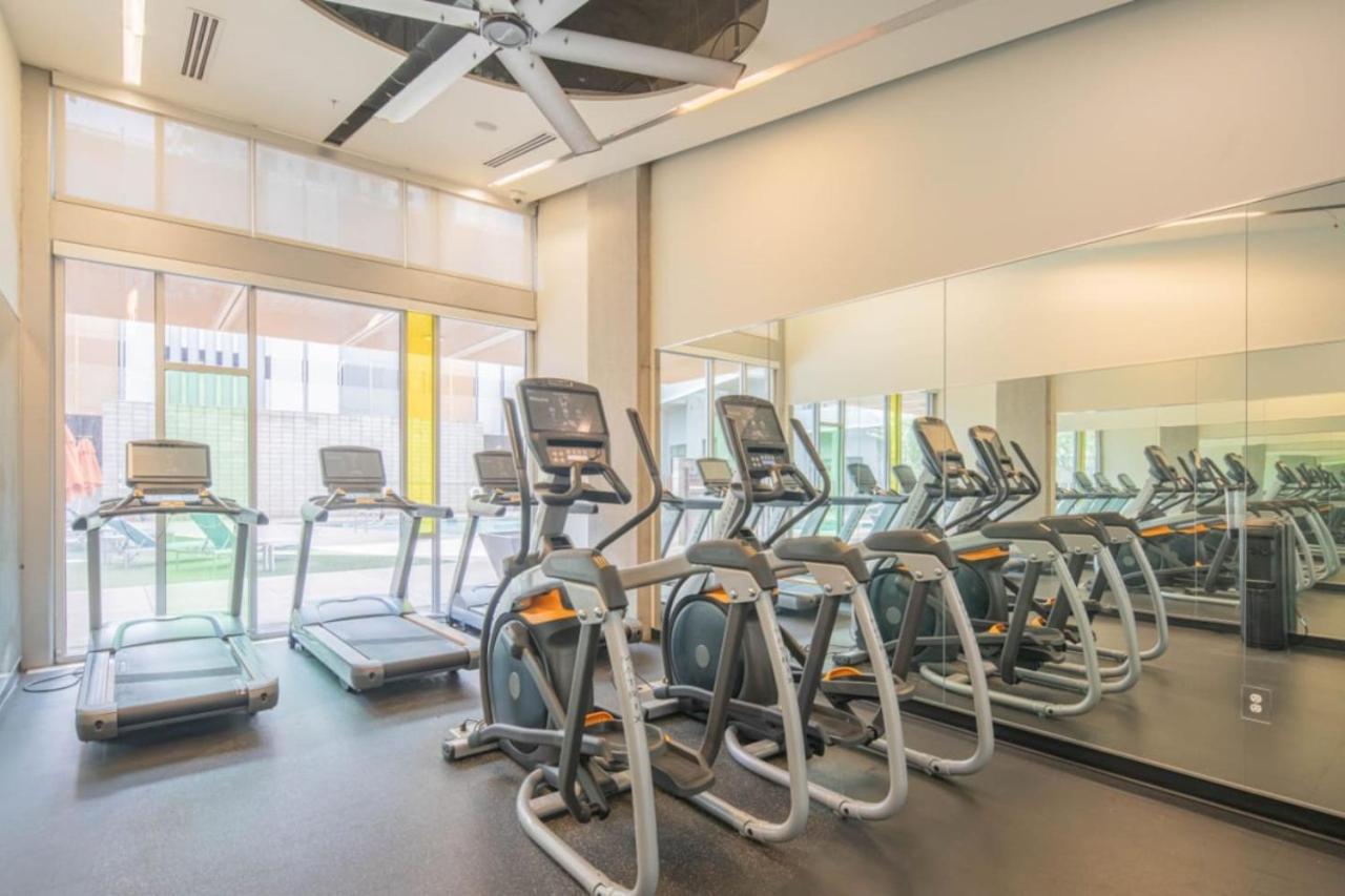 Unique 1bd -central Downtown - Gym, Pool, Parking *