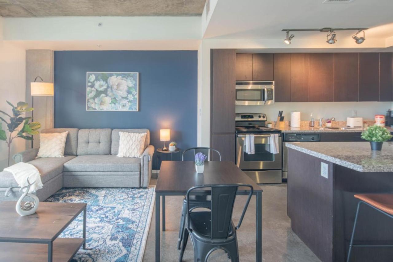 Unique 1bd -central Downtown - Gym, Pool, Parking * Phoenix